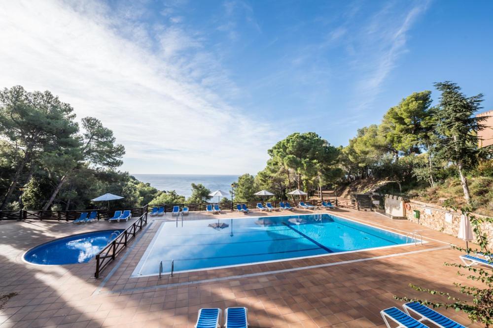 Отель Camping Sunissim Cala Llevado 4 By Locatour Тосса-де-Мар Экстерьер фото